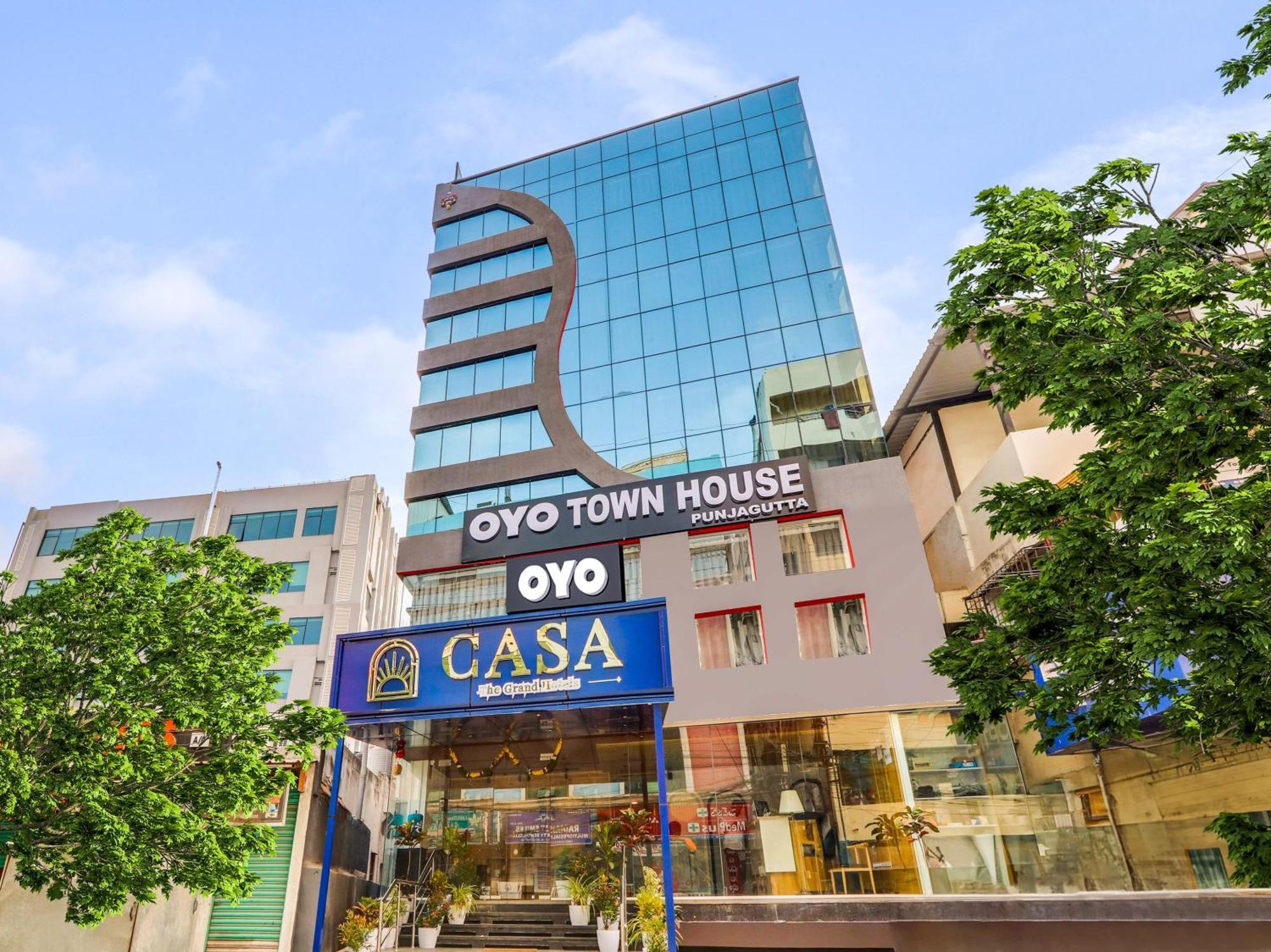 Townhouse Casa Grand Hotel Hyderabad Exterior photo